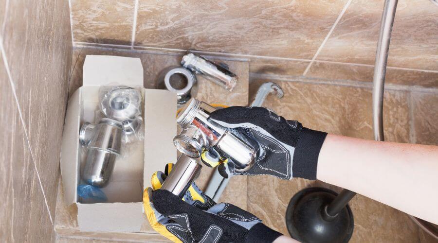 Expert Emergency Roof Repairs services in North Kingsville, OH